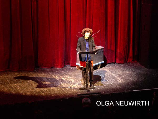 14_olga_neuwirth